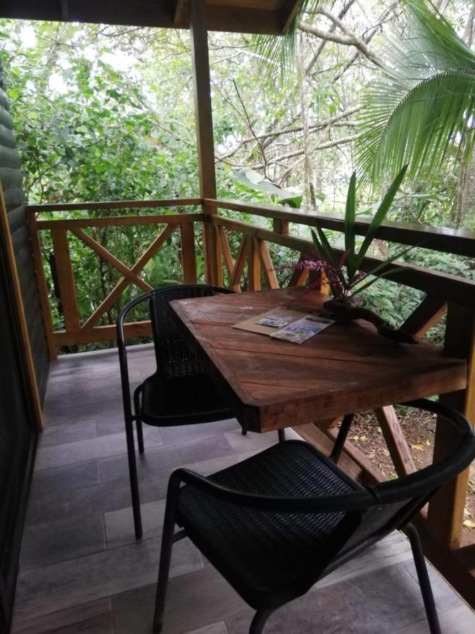 Casa El Colibri Panzió Parrita Kültér fotó